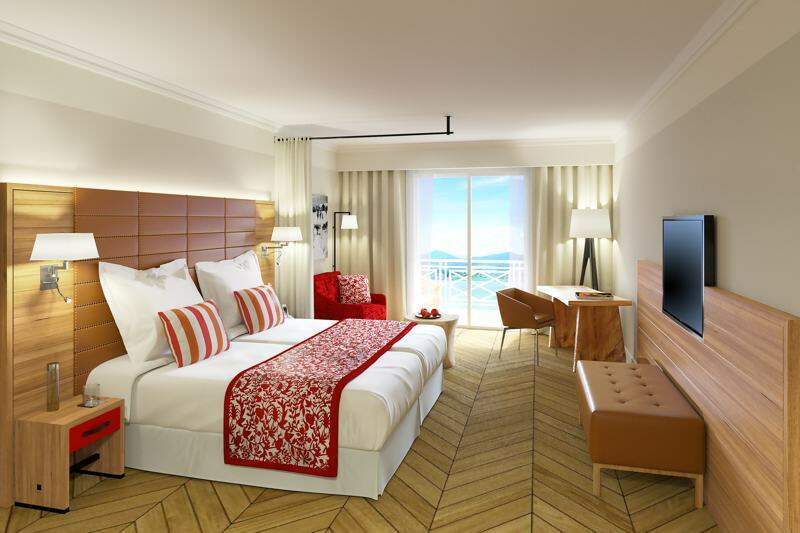 Room Deluxe Lake paradise com detalhes na cama casal e televisão disponível